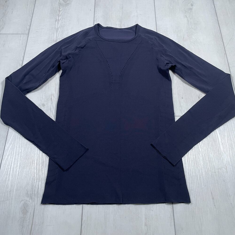 Lululemon Women's 4 Light Speed Long Sleeve Navy Blue Laser Cut Run Workout